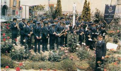 Foto della Banda Cittadina di Grezzana - sessantesimo anniversario dalla fondazione - Anno 1983